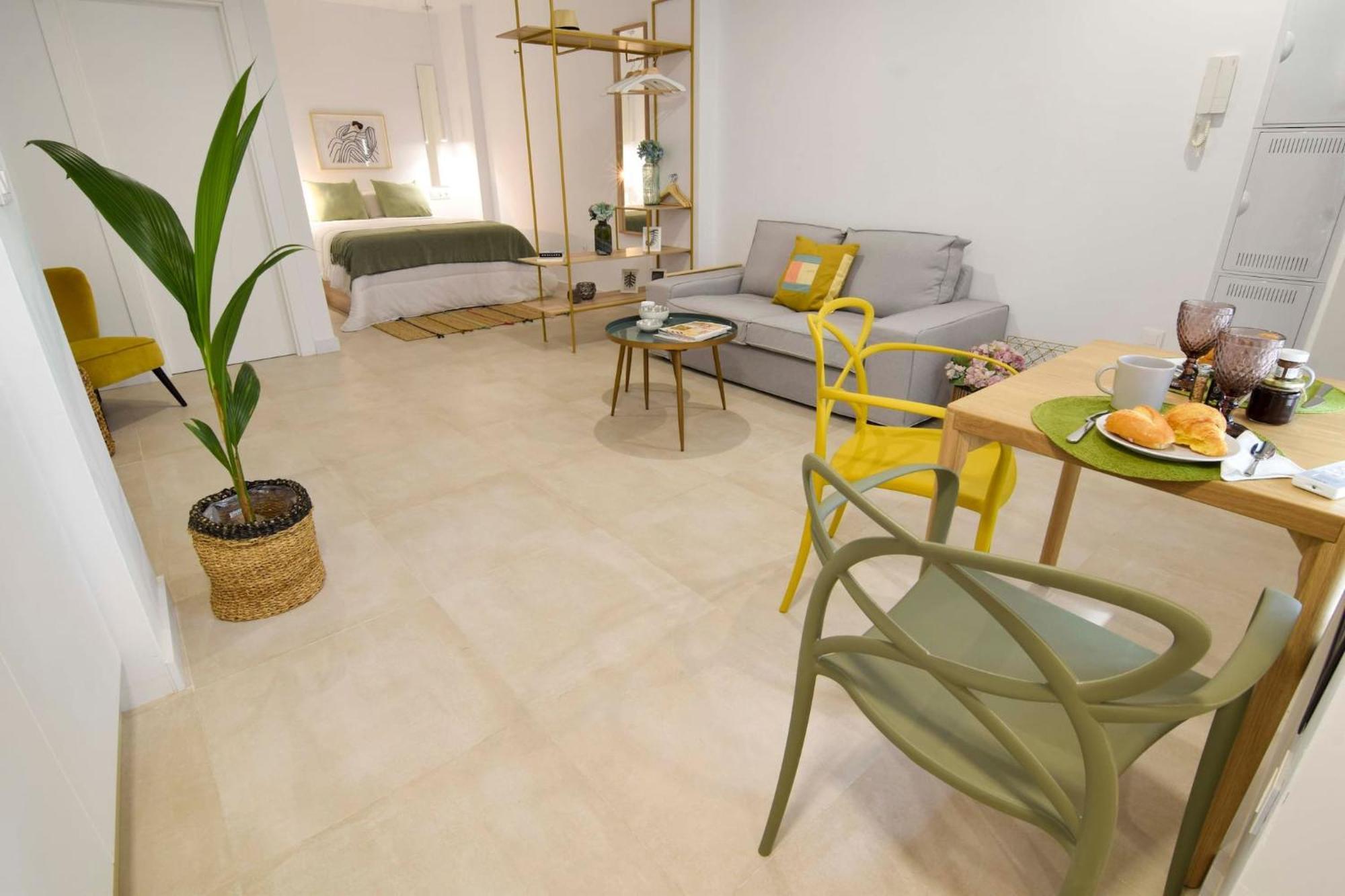 Estudios Ollerias By Sharingco Malaga Zewnętrze zdjęcie